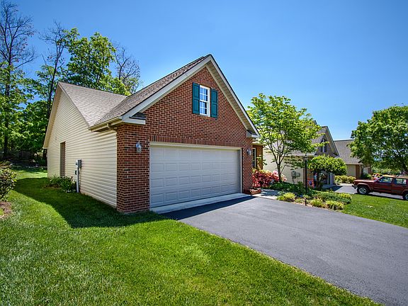 3rd image of 1564 Innsbrooke Dr