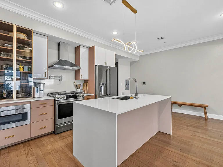 414 New York Ave #1A — Photo 1