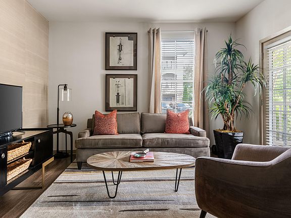 Green Park - Living Area