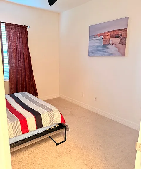 Guest bedroom 2