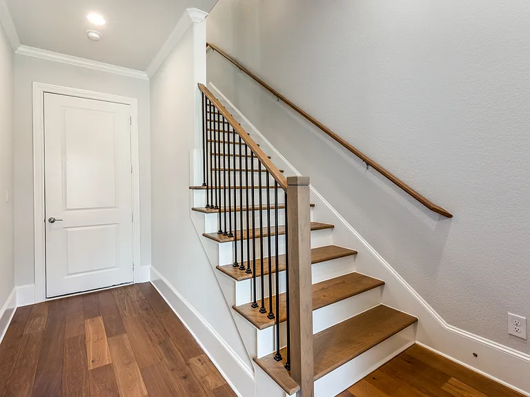 5421 Patterson St — Photo 13