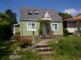 8829 39th Ave S, Seattle, WA 98118