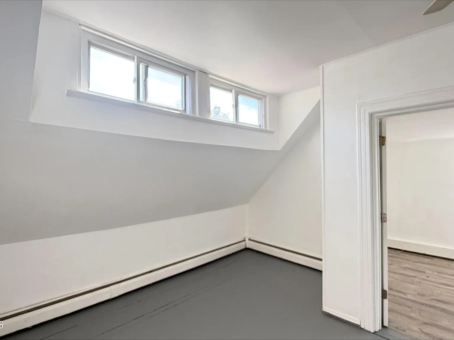 2 bed, $2,000 — Photo 3