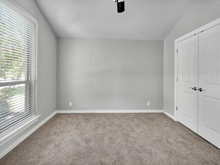 5907 Frio Dr — Photo 22