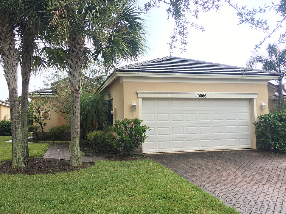 1st image of 10066 SW Chadwick Dr