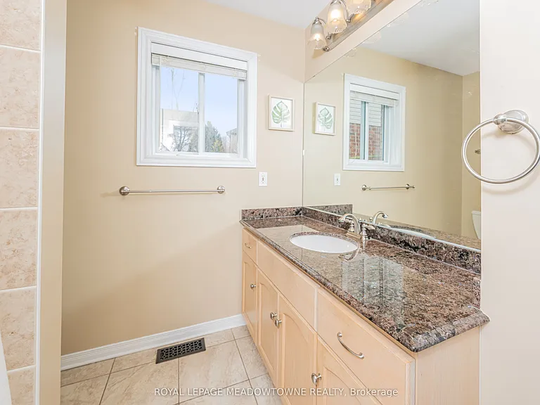 14 Costigan Ct — Photo 23