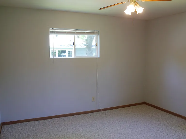 1309 Legeros Dr — Photo 16
