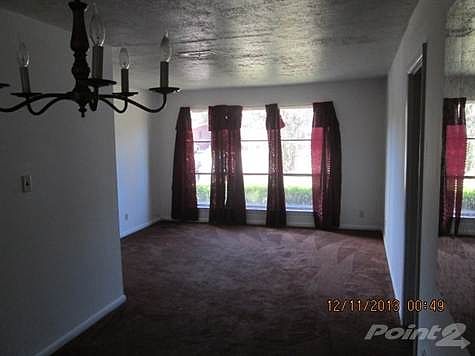 3rd image of 1018 Northview Dr