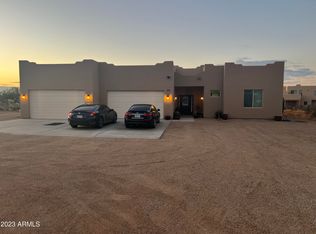 319 E Kaniksu St, Apache Junction, AZ 85119