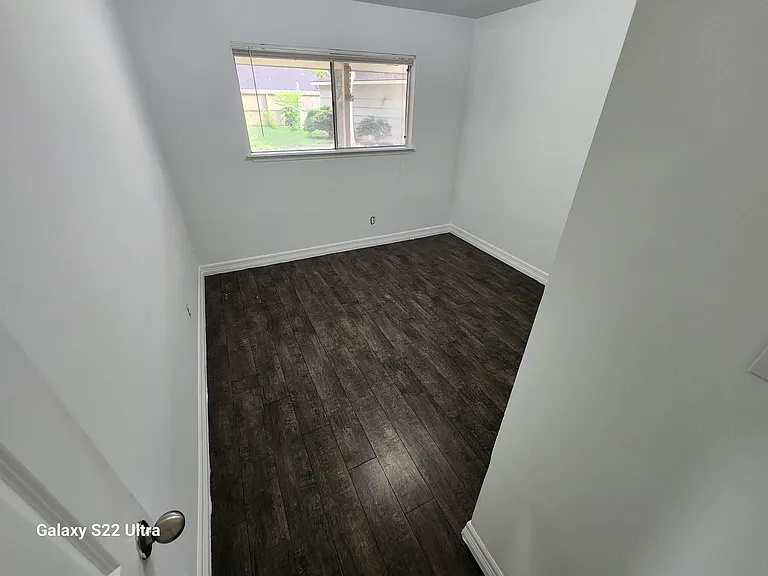 5835 Paisley St — Photo 11