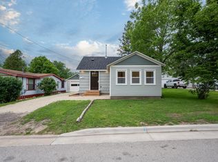 109 2nd Ave NW, Byron, MN 55920