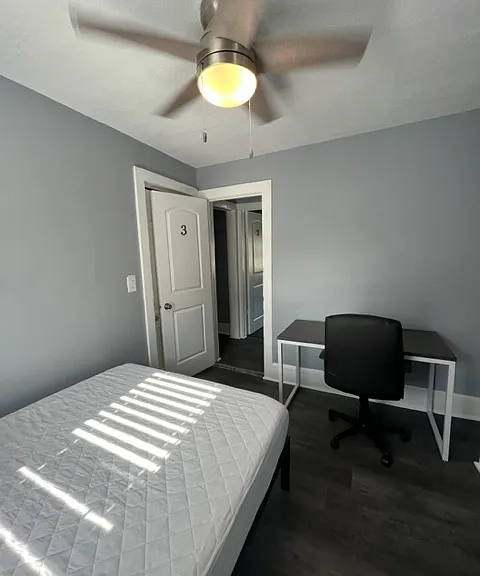 205 Ashworth Pl #1 — Photo 26