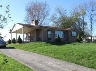 1042 Graves Rd, Stamping Ground, KY 40379
