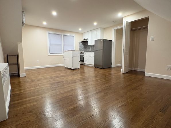 (undisclosed Address)