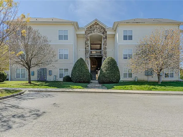 302 Campus Walk Trl Unit 101, Elon, NC 27244