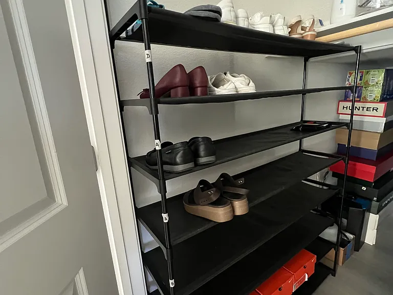 Storage - Shoes Rack - Assigned