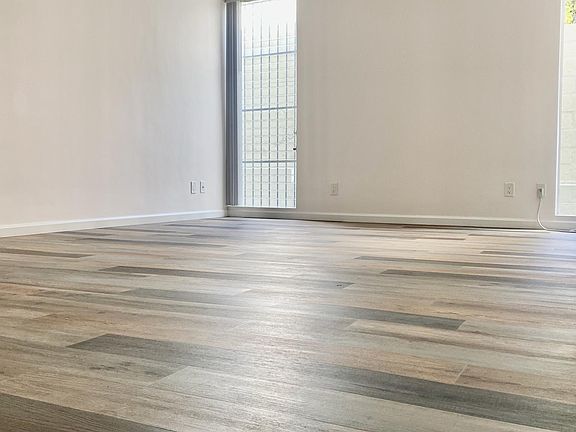 2nd image of 1627 N Poinsettia Pl APT 3