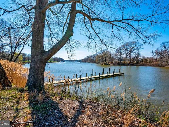 3rd image of 200 Quarter Creek Dr