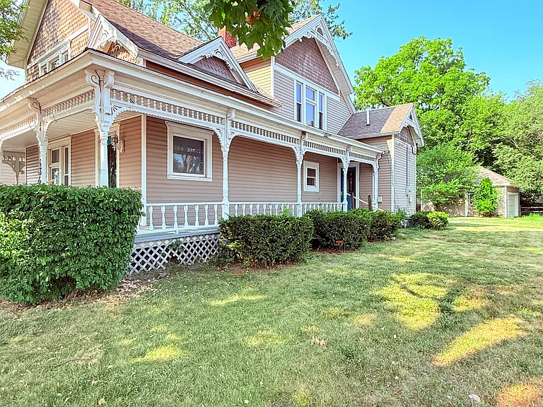434 S Perry St — Photo 23