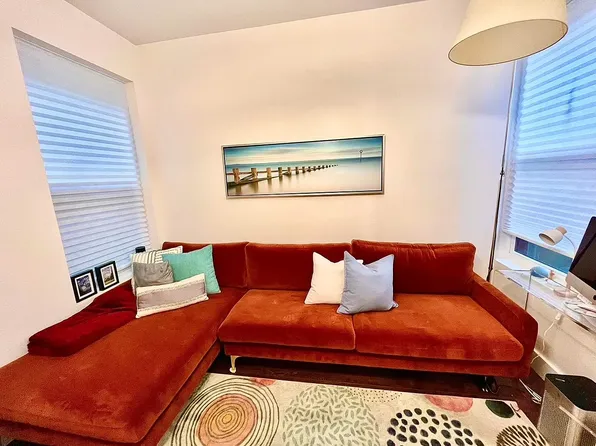 627 Wilson Ave APT 4, Brooklyn, NY 11207
