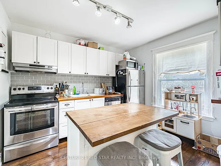 144 Bold St #UPPER — Photo 9
