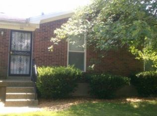 6018 Larkgrove Dr, Louisville, KY 40229