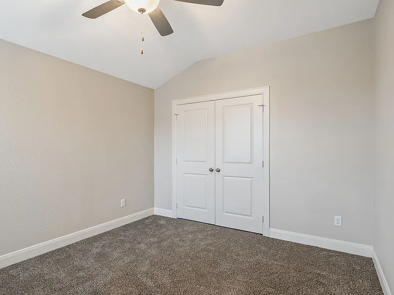 Omen Hill Villas- ASK ABOUT OUR SPRING MOVE- IN SPECIAL TODAY! — Photo 32