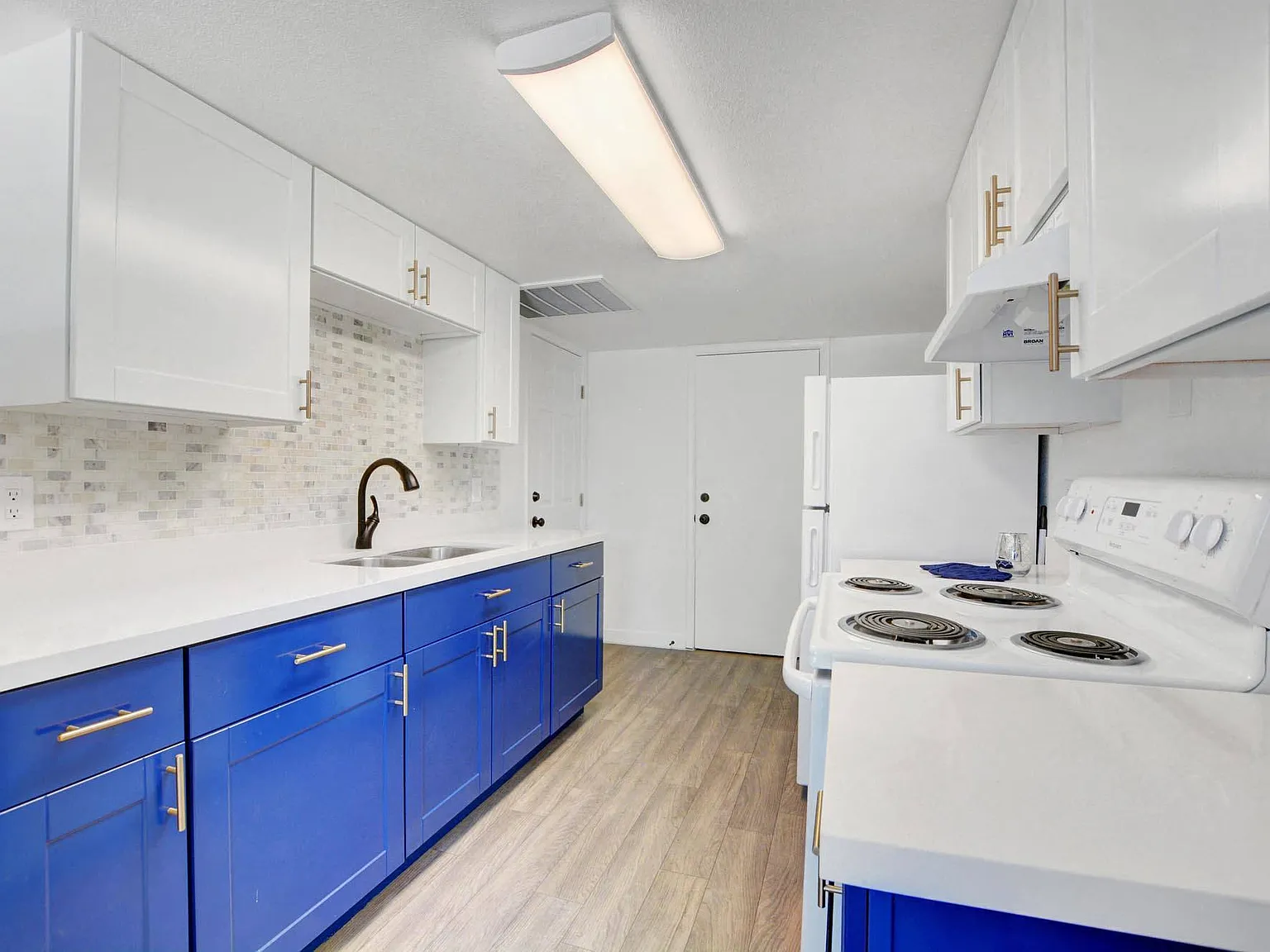 Viva Apartments — Photo 1