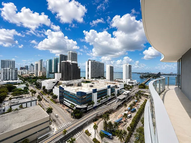 1400 Biscayne Blvd #1807 — Photo 15