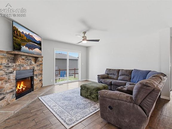 3rd image of 4349 Gray Fox Hts