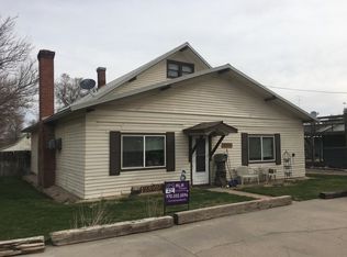 325 E 3rd St, Wray, CO 80758