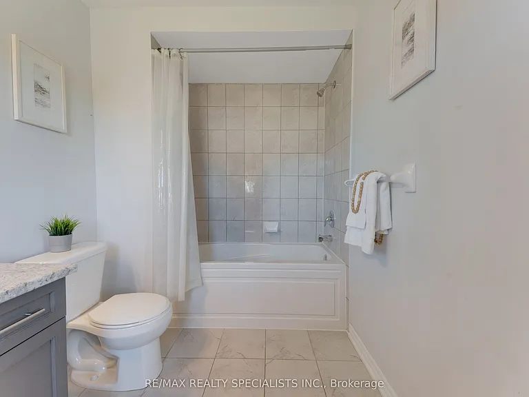 740 Linden Dr #4 — Photo 22