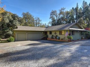 969 N Circle Dr, Diamond Springs, CA 95619