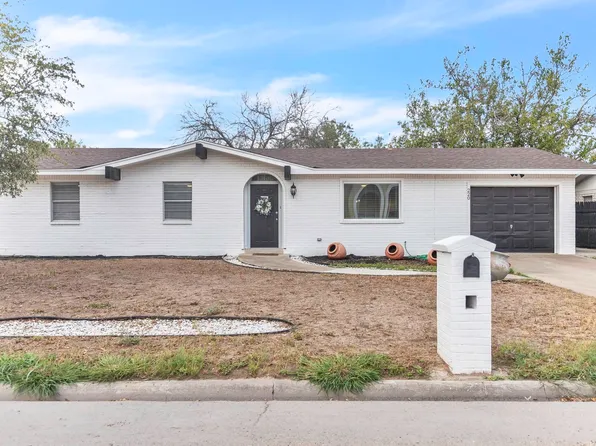 220 Mary Lou Dr, Del Rio, TX 78840