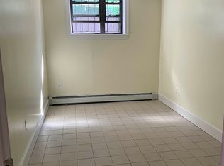 46-09 Newtown Rd #1, Astoria, NY 11103