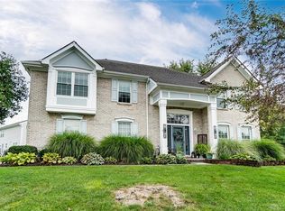 437 Kilkenny Ct, Sugarcreek Township, OH