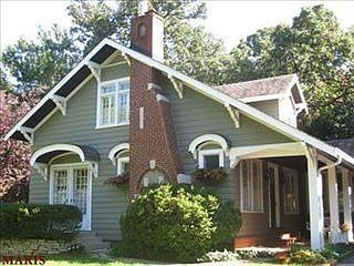 1st image of 1030 Oakland Ave