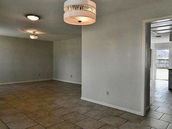 4th image of 14807 Knightsway Dr