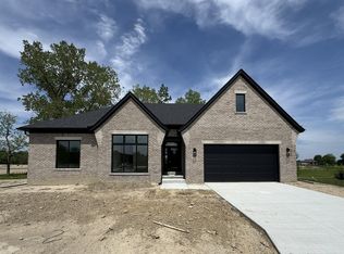 13999 Arthur Ct, Washington, MI 48094