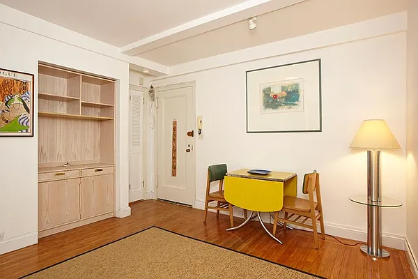 Sold by Town Residential | media 26