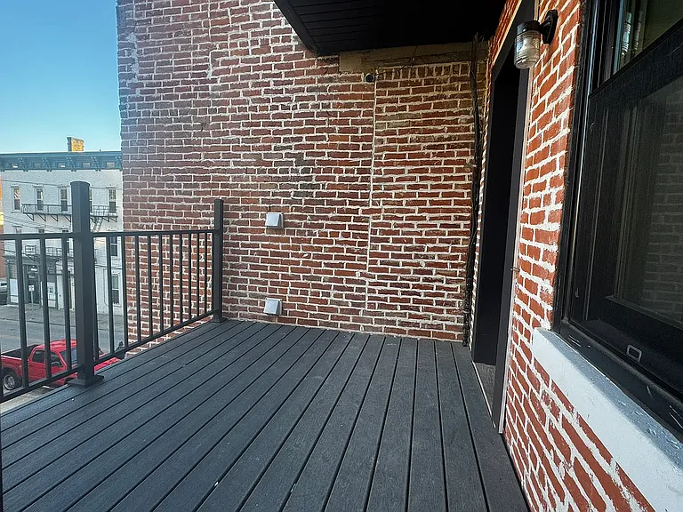 142 E Clifton Ave #3 — Photo 9