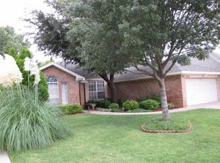 5418 70th St, Lubbock, TX 79424