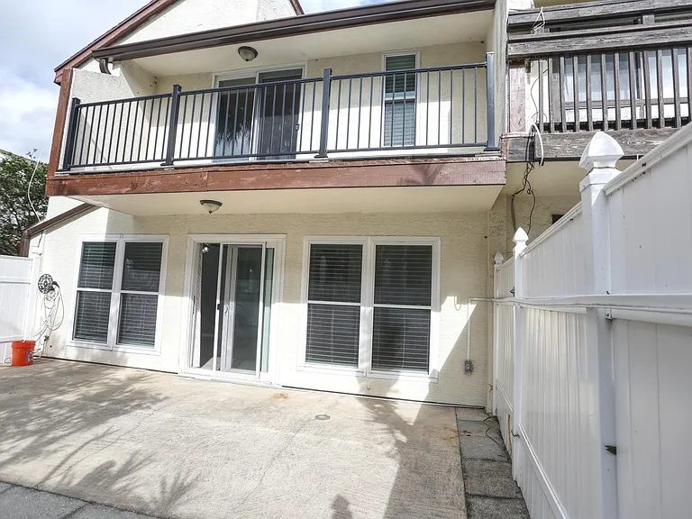 437 N Halifax Ave #5 — Photo 24