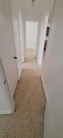 310 N Wilson St — Photo 5