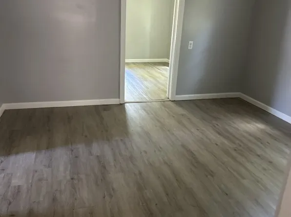 111 Sparrow Ln, Jonesville, SC 29353