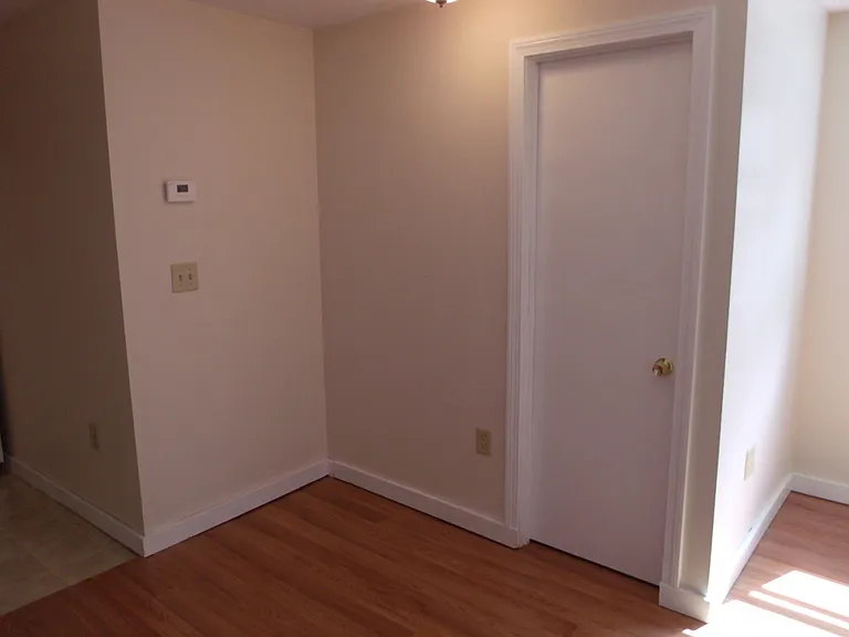 7 Chelle Rd — Photo 3