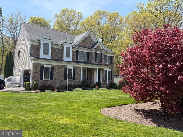 4397 Chatham Dr, King George, VA 22485