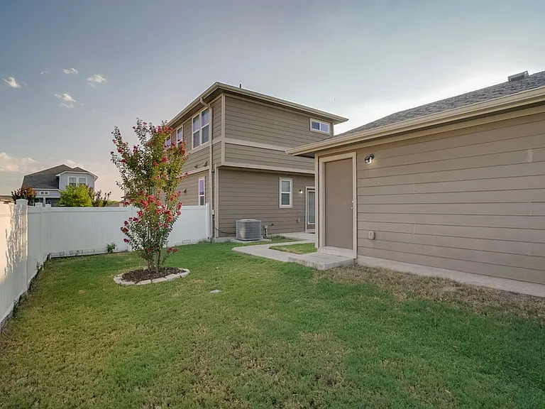 412 Cane River Rd — Photo 18