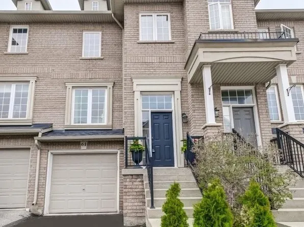 2280 Baronwood Dr #61, Oakville, ON L6M 4Z7