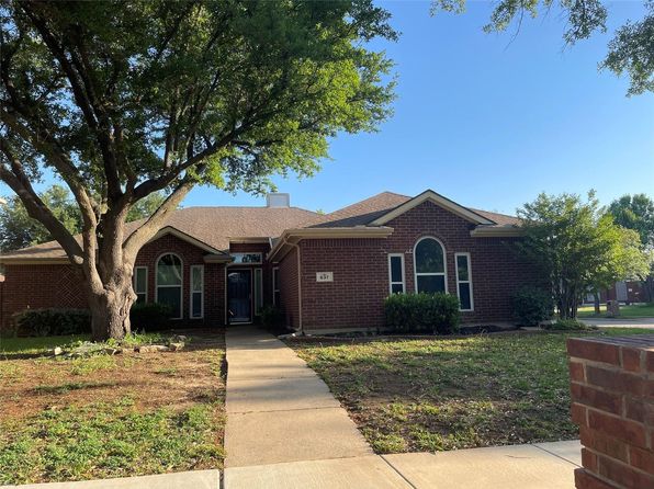 637 Cedarwood Dr